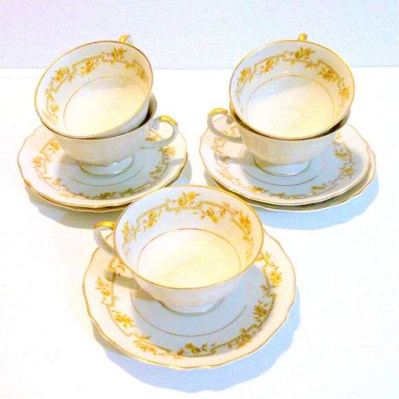Set of 5 Franconia Krautheim Selb Bavaria China FR23 Cup and Saucers - Picture 2 of 5